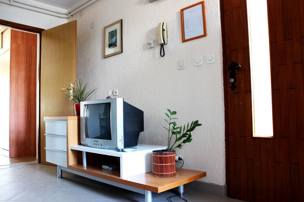 Apartments Cavae Romanae Μεντουλίν Εξωτερικό φωτογραφία