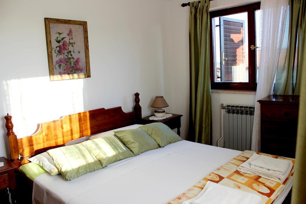 Apartments Cavae Romanae Μεντουλίν Εξωτερικό φωτογραφία