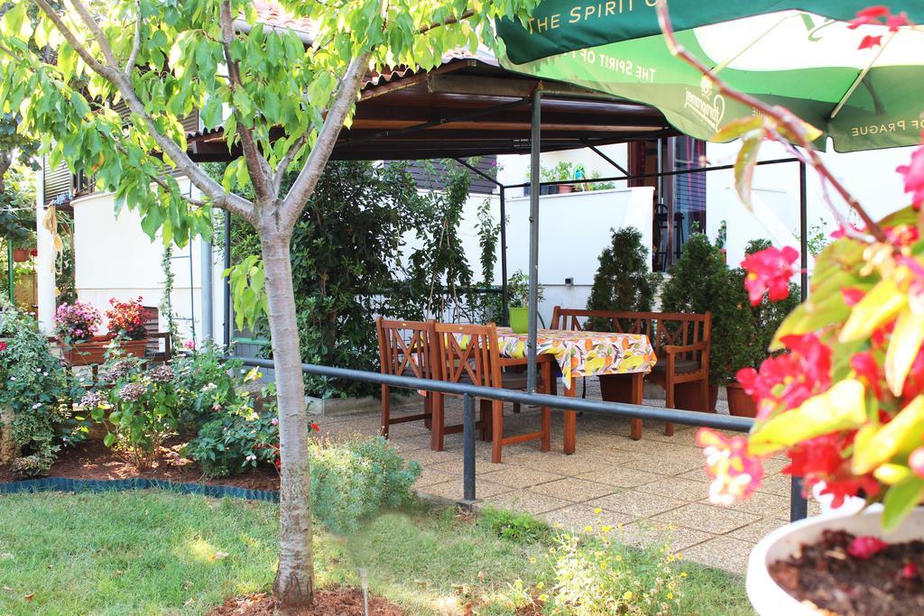 Apartments Cavae Romanae Μεντουλίν Εξωτερικό φωτογραφία